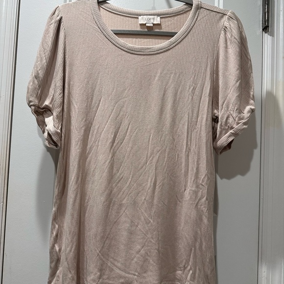 LOFT Tops - LOFT Outlet Women's Light Taupe Short Sleeve Tee